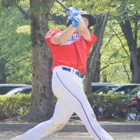 梅田絋祐